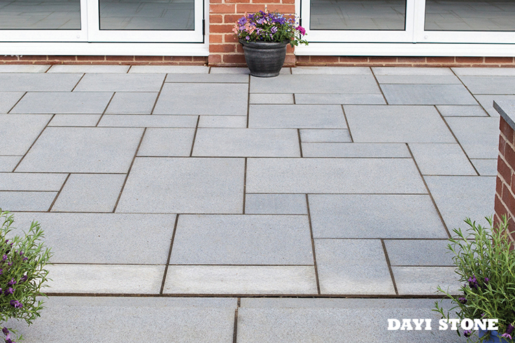 Paving Dark Grey Granite G654 Top flamed others sawn - Dayi Stone